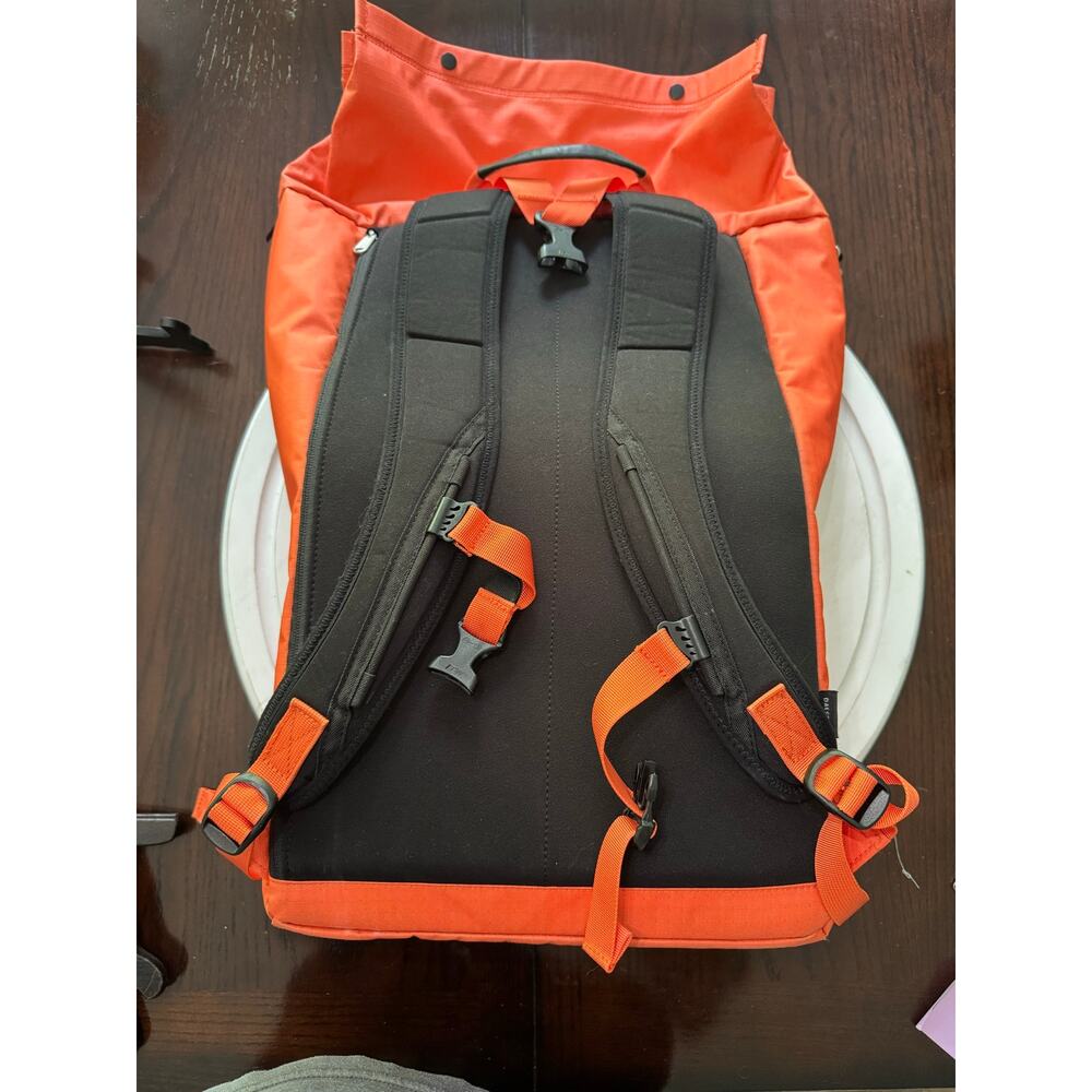 F-Stop camera bag backpack waterproof urban series orange in great shape - Picture 3 of 9